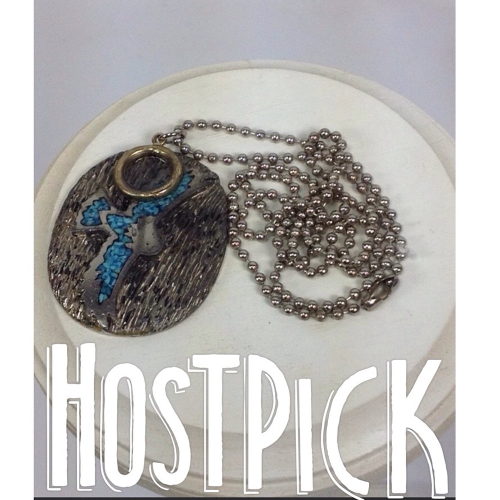 Beautiful bird necklace